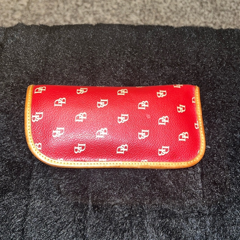 Stylish Red Designer Sunglasses Case🛍️